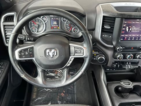 Used 2019 RAM 1500 Big Horn AWD/4WD image 14