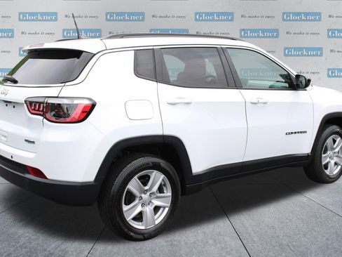 Used 2022 Jeep Compass Latitude w/ Convenience Group AWD/4WD image 6