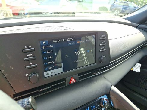 New 2025 Hyundai Elantra Sport w/ Cargo Package image 20