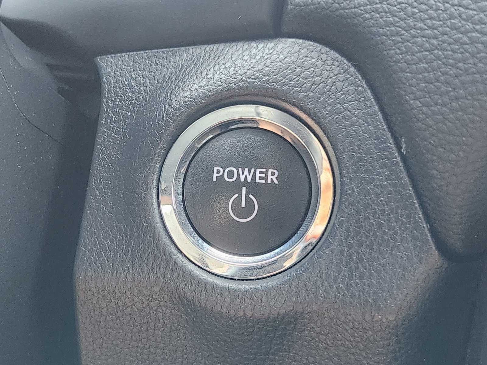 Used 2023 Toyota RAV4 XSE AWD/4WD image 25