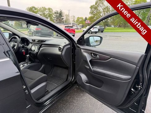 Used 2022 Nissan Rogue Sport S AWD/4WD image 35