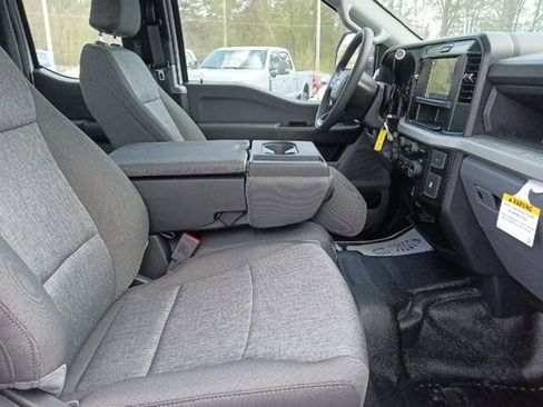 New 2026 Ford F250 XL w/ XL Chrome Package image 34
