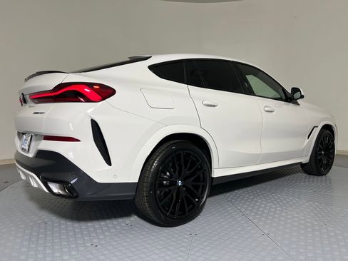 New 2026 BMW X6 xDrive40i image 9