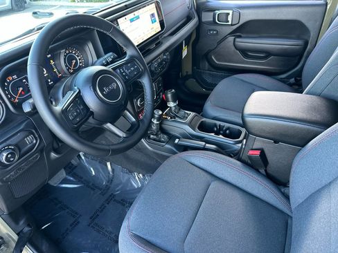 New 2026 Jeep Gladiator Rubicon AWD/4WD image 9
