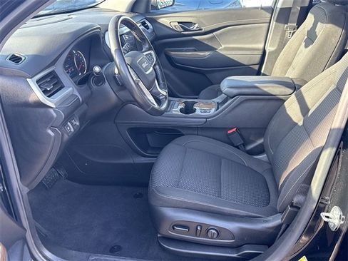 Used 2020 GMC Acadia SLE w/ Driver Convenience Package image 18