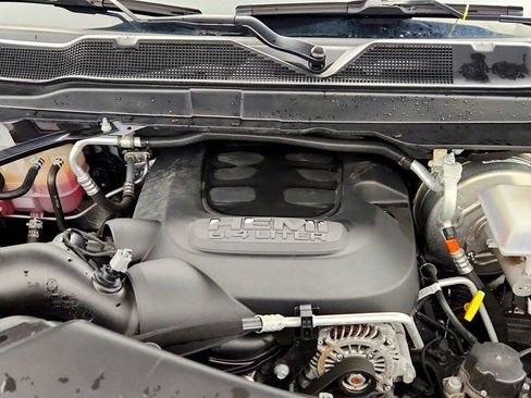 Used 2024 RAM 2500 Big Horn w/ Night Edition AWD/4WD image 27