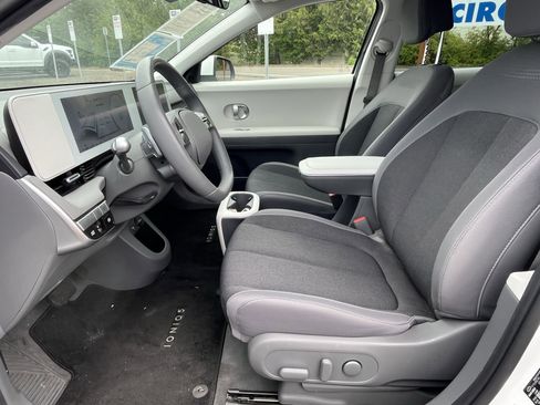Used 2024 Hyundai Ioniq 5 SEL RWD image 10