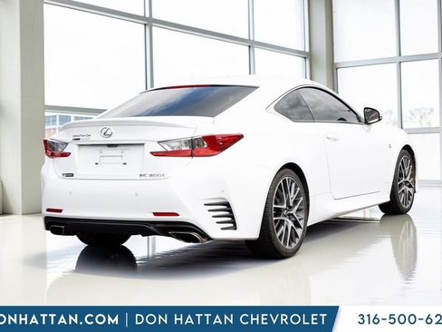 Used 2016 Lexus RC 200t RWD image 21