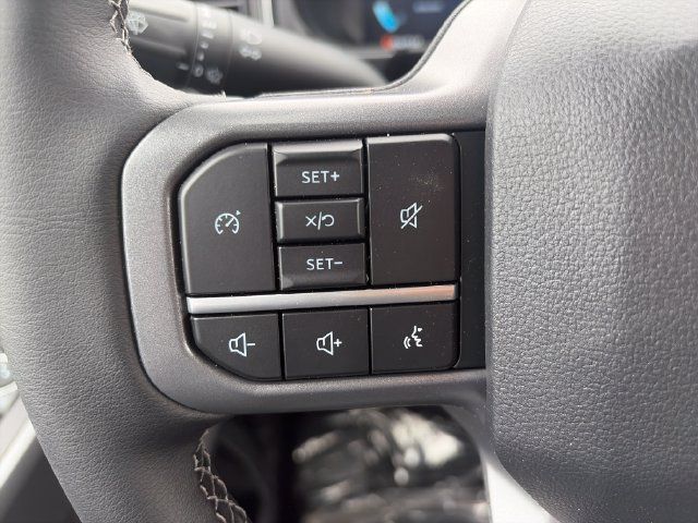 New 2026 Ford F350 Lariat w/ FX4 Off-Road Package AWD/4WD image 12