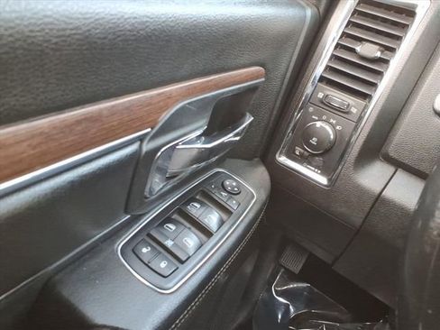 Used 2018 RAM 1500 Laramie w/ Convenience Group image 21