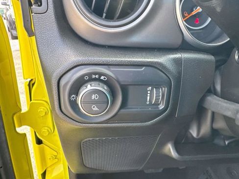 Used 2023 Jeep Gladiator Sport w/ Trailer Tow Package image 26