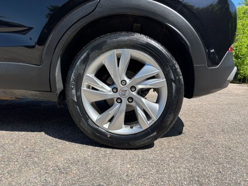 Used 2025 Buick Encore GX Preferred FWD image 25