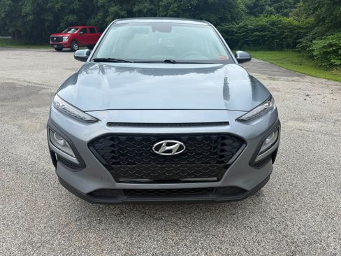 Used 2021 Hyundai Kona SE w/ Cargo Package AWD/4WD image 3