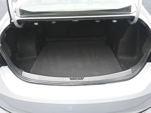 Used 2019 Chevrolet Malibu Premier image 32