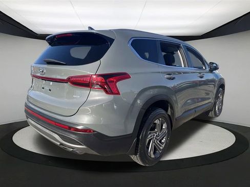 Used 2023 Hyundai Santa Fe SE image 8