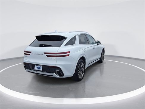 Used 2022 Genesis GV70 2.5T w/ Advanced Package image 7