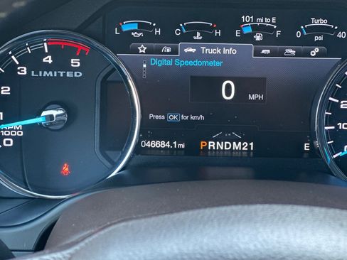 Used 2019 Ford F450 Limited w/ FX4 Off-Road Package image 27