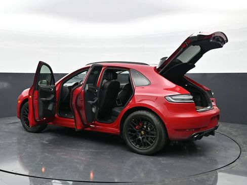 Used 2021 Porsche Macan GTS w/ Sport Chrono Package AWD/4WD image 50