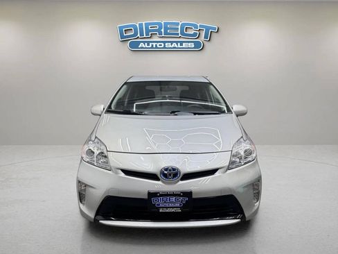 Used 2014 Toyota Prius Two FWD image 2