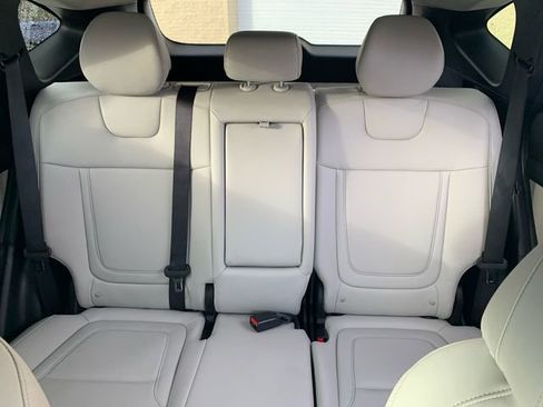 Used 2025 Hyundai Tucson SEL image 36