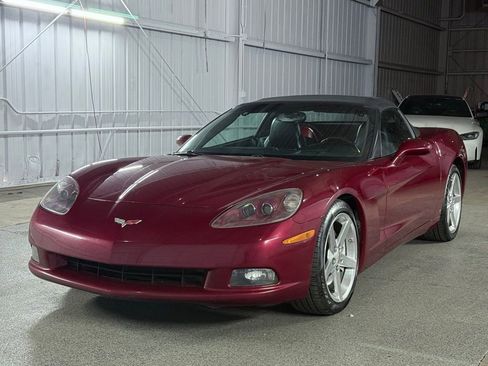 Used 2006 Chevrolet Corvette Convertible w/ Preferred Equipment Group image 1