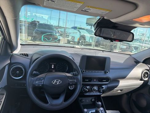 Used 2023 Hyundai Kona SEL image 16