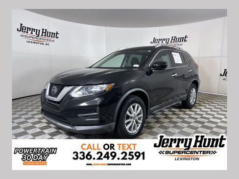 Used 2018 Nissan Rogue SV w/ Premium Package image 1