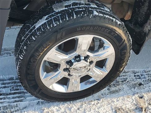 Certified 2017 GMC Sierra 2500 SLT image 5