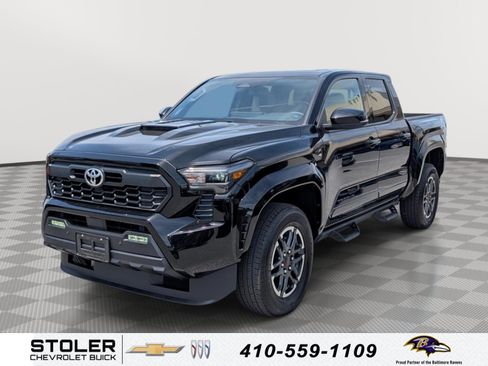 Used 2025 Toyota Tacoma TRD Sport w/ TRD Sport Upgrade Package AWD/4WD image 1