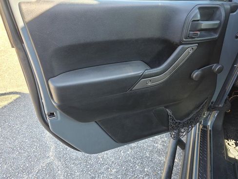 Used 2014 Jeep Wrangler Sport image 25