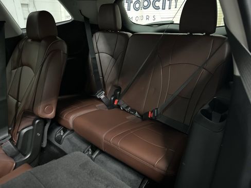 Used 2021 Buick Enclave Avenir w/ Avenir Technology Package image 38