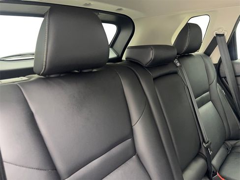 Used 2024 Nissan Rogue SL image 40