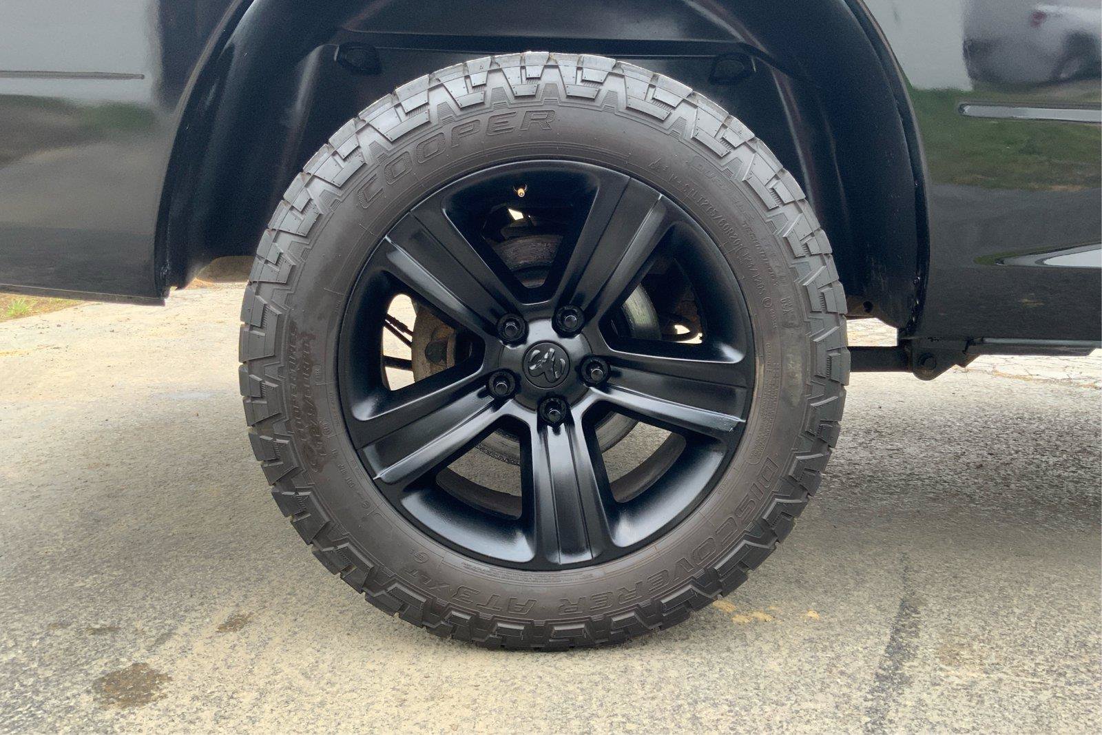 Used 2019 RAM 1500 Express w/ Wheel & Sound Group AWD/4WD image 28
