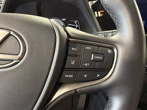 Used 2024 Lexus UX 250h FWD w/ Premium Package image 16