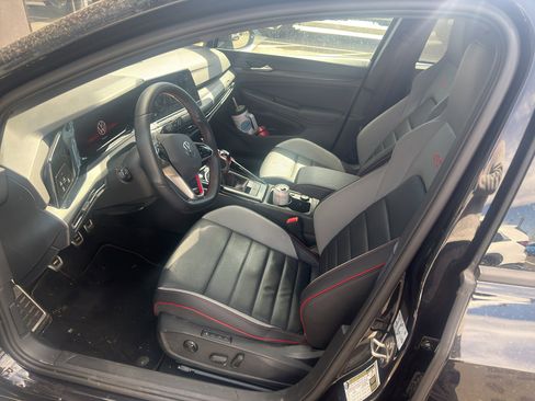 Used 2024 Volkswagen GTI Autobahn image 9