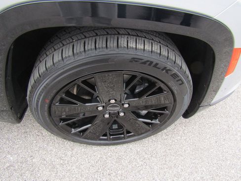 Used 2024 Jeep Wagoneer Launch Edition image 13