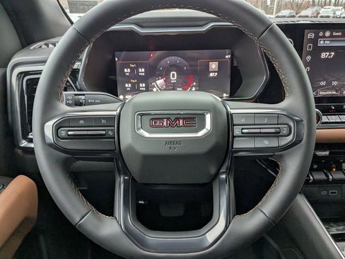 New 2026 GMC Canyon AT4 w/ LPO, Off Road Lift Package image 18