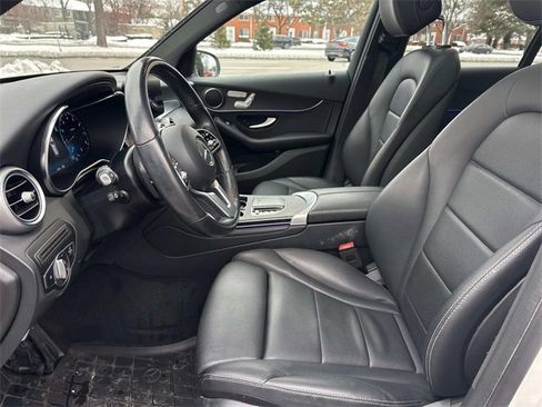 Used 2022 Mercedes-Benz GLC 300 4MATIC image 19