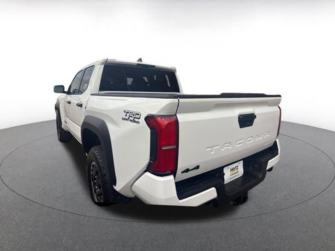 Used 2025 Toyota Tacoma TRD Off-Road image 12