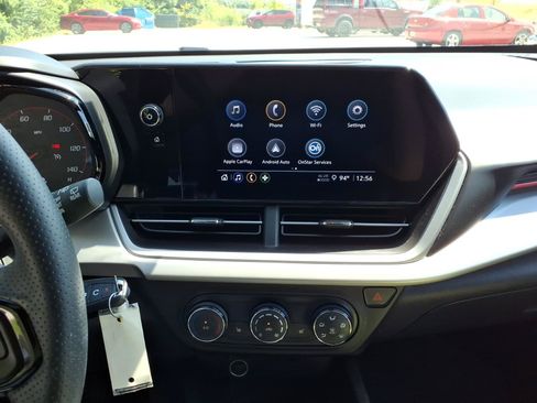 Used 2024 Chevrolet Trax RS w/ Driver Confidence Package FWD image 10