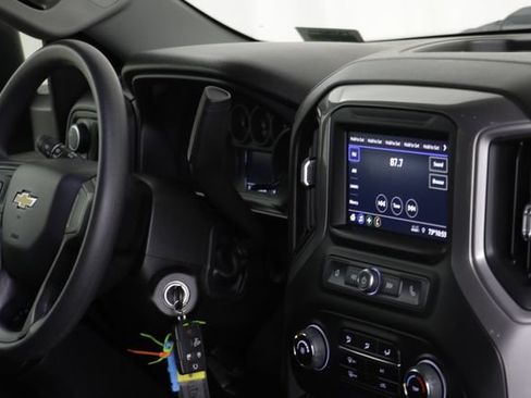 Used 2022 Chevrolet Silverado 2500 Custom w/ Custom Value Package AWD/4WD image 21