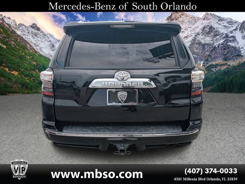 Used 2018 Toyota 4Runner Limited AWD/4WD image 17