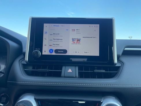 Used 2024 Toyota RAV4 XLE image 5