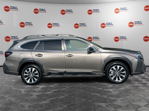 Used 2024 Subaru Outback Limited AWD/4WD image 6