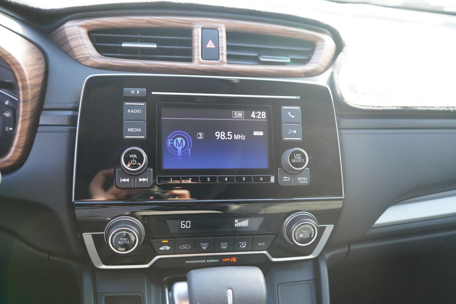 Used 2017 Honda CR-V LX image 6