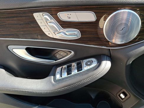 Used 2019 Mercedes-Benz C 300 4MATIC Sedan image 13