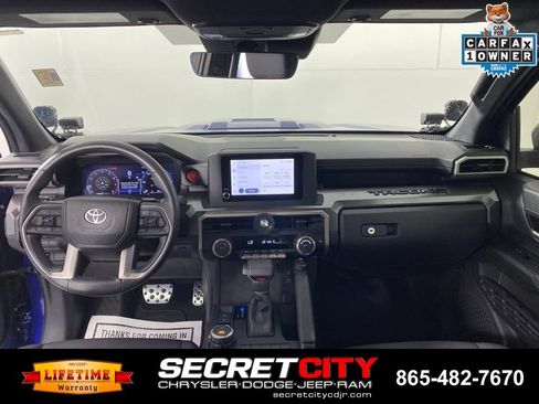 Used 2025 Toyota Tacoma TRD Sport AWD/4WD image 26