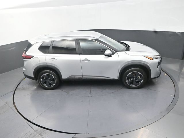 Used 2024 Nissan Rogue SV AWD/4WD image 30