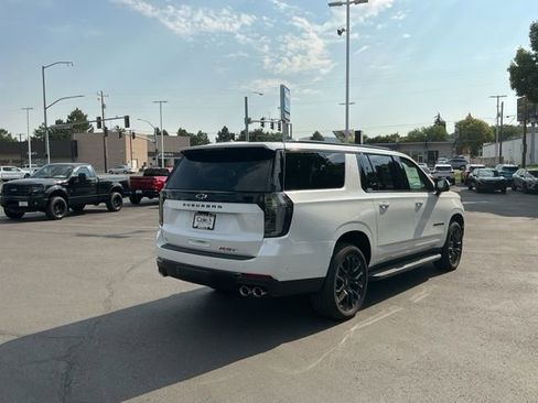New 2025 Chevrolet Suburban RST w/ Advanced Technology Package image 3