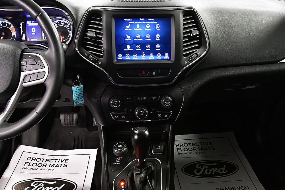 Used 2022 Jeep Cherokee Latitude AWD/4WD image 24